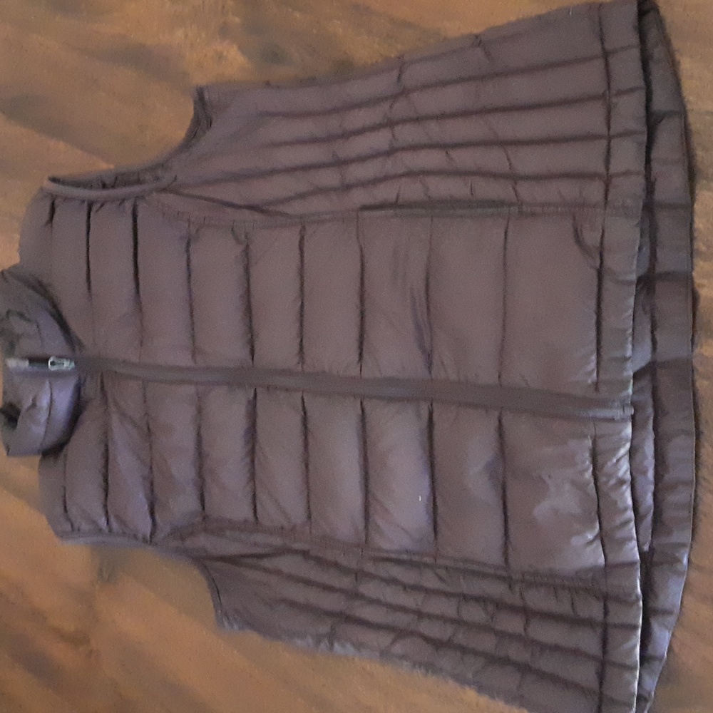 Women's Quilted Puffer Vest - Purple
